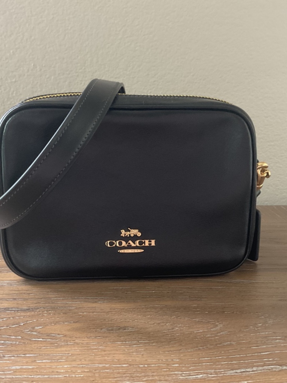 Coach Mini Carey Crossbody Bag CEA02 crinkle leather/Gold/Blackee - Picture 2 of 9